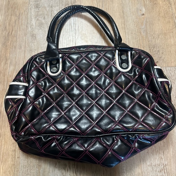 Quilted Black Bench Bag 🖤💗 - Picture 4 of 7
